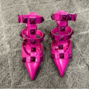 Valentino Garavani Roman Stud Calfskin Sandal Pink 38